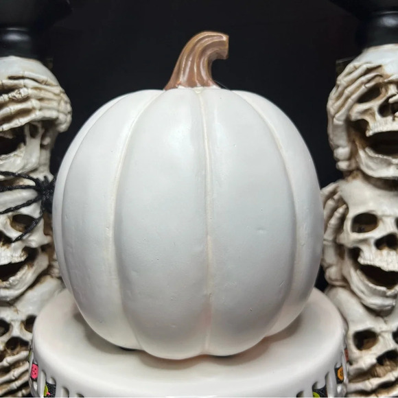 Halloween 7" Color Changing Spooky Witch Haunted House Trick Or Treat Pumpkin - Picture 7 of 13